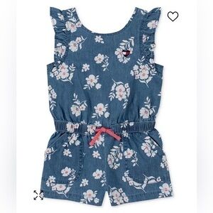 Pre-owned 100% cotton✨Tommy Hilfiger Little Girls Floral-Print Denim Romper